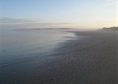 La brume se lève, la mer se retire